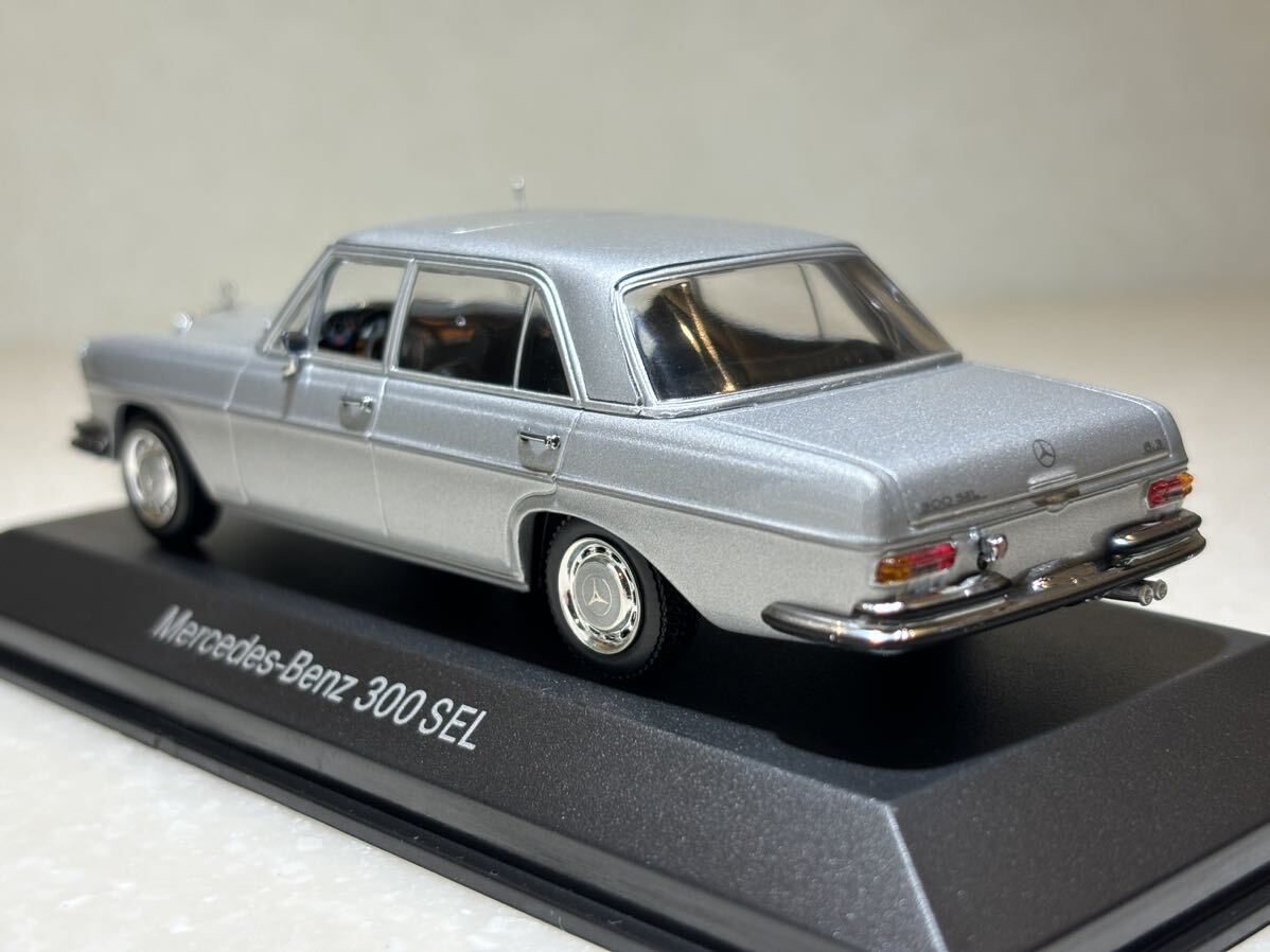 1/43 MB純正 「メルセデスベンツ300SEL」 Silver Classic Collection Edition43_画像2