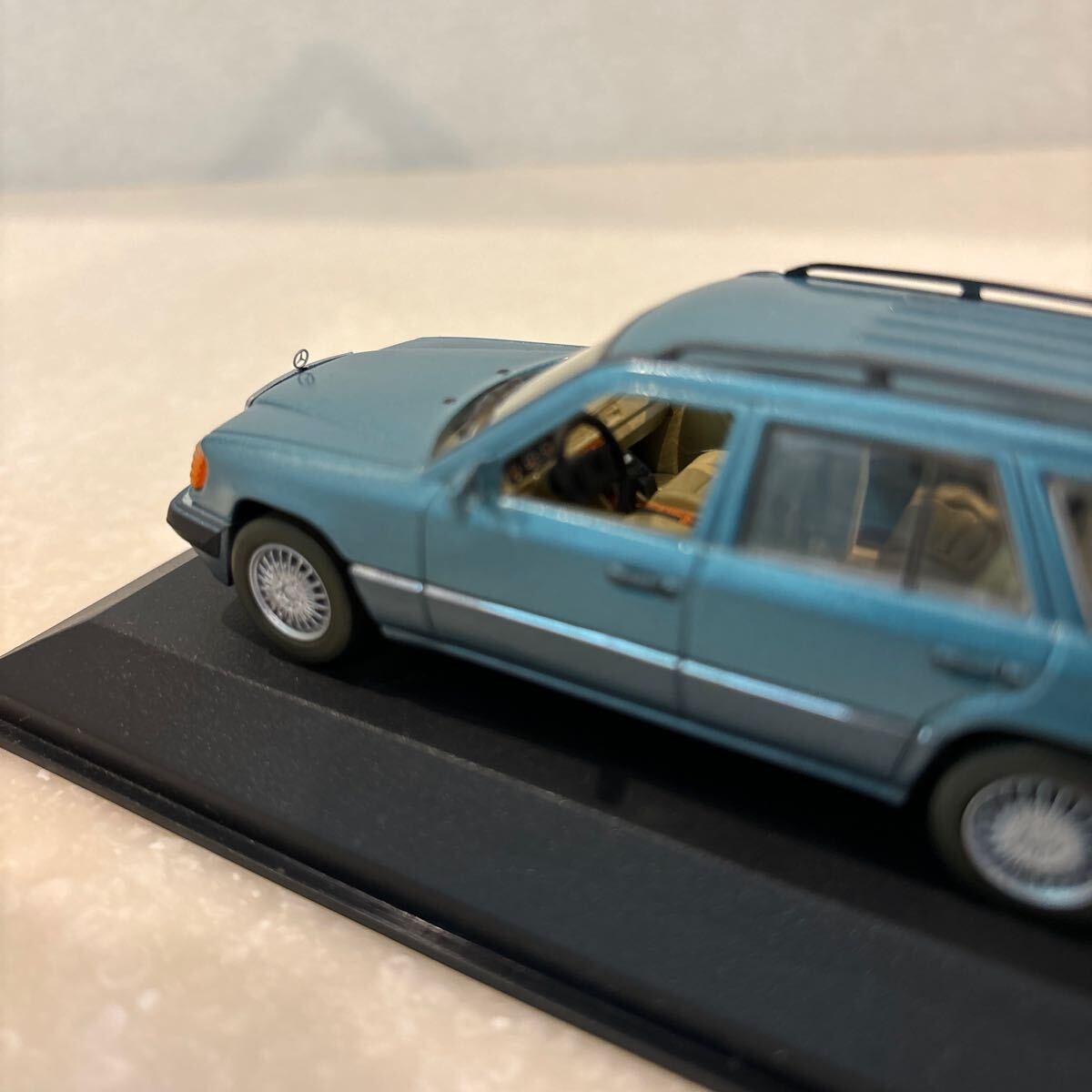 1/43「メルセデスベンツ 300TEステーションワゴン W124」1991年 ミニチャンプス製 の画像7