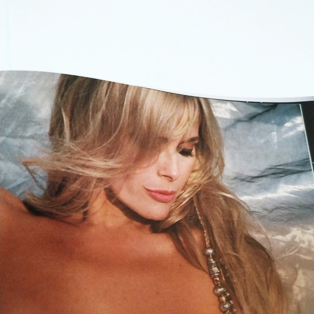 e プレイボーイ PLAYBOY  1993年5月号 雑誌  女性 海外 洋書 グラビア セクシー 女優 ブロンド 金髪 成人の画像8