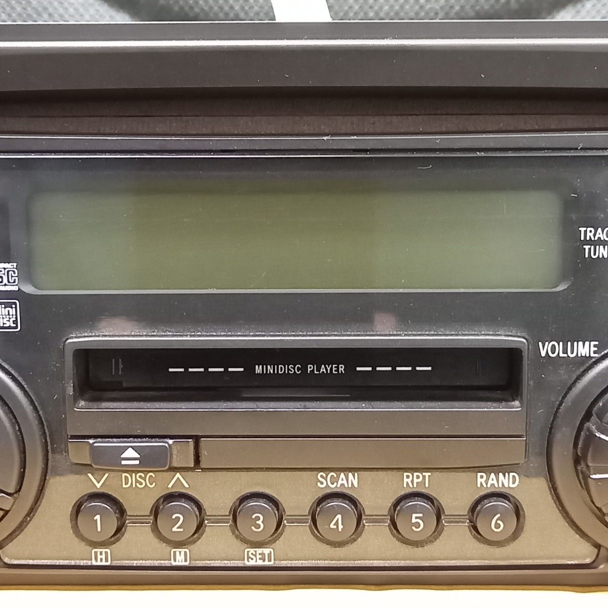 ダイハツ 純正 オーディオ CD MD 86180-97217 カーステレオ カーオーディオ CDデッキ