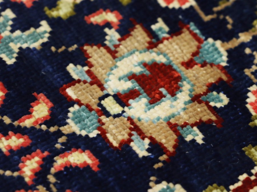 魁◆最高級厳選ペルシャ絨毯 トルコ絨毯 HEREKE ヘレケ 上質総シルク100％ 総手織り 90万ノット 72×50㎝ 王室花弦花器柄絨毯の画像8