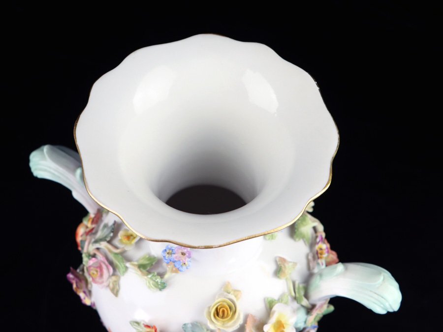 魁◆本物保証 Meissen オールドマイセン 花と実の浮彫花瓶 フラワーベース 5つ花 高さ19.5㎝ ボタン双剣 アンティークの画像6