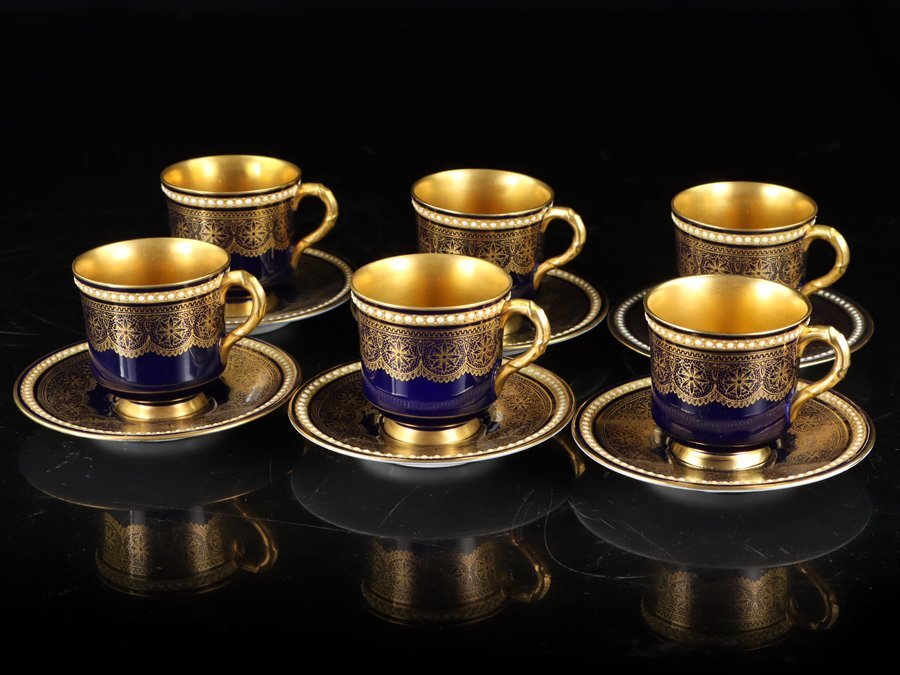 魁◆名家旧蔵 1900年初期 最高級 ROYAL WORCESTER 英国 金彩コバルトホワイトジュエル デミタスカップ&ソーサー6客 スプーンセット 専用箱の画像3