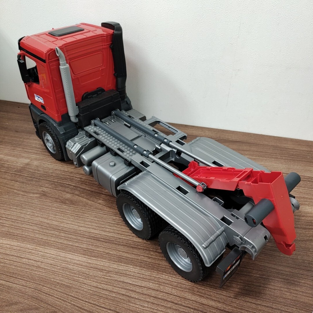 BRUDER ブルーダー  1/16  MERCEDES BENZ AROCS  トラック メルセデスベンツ  全長53㎝ 高さ20㎝の画像6