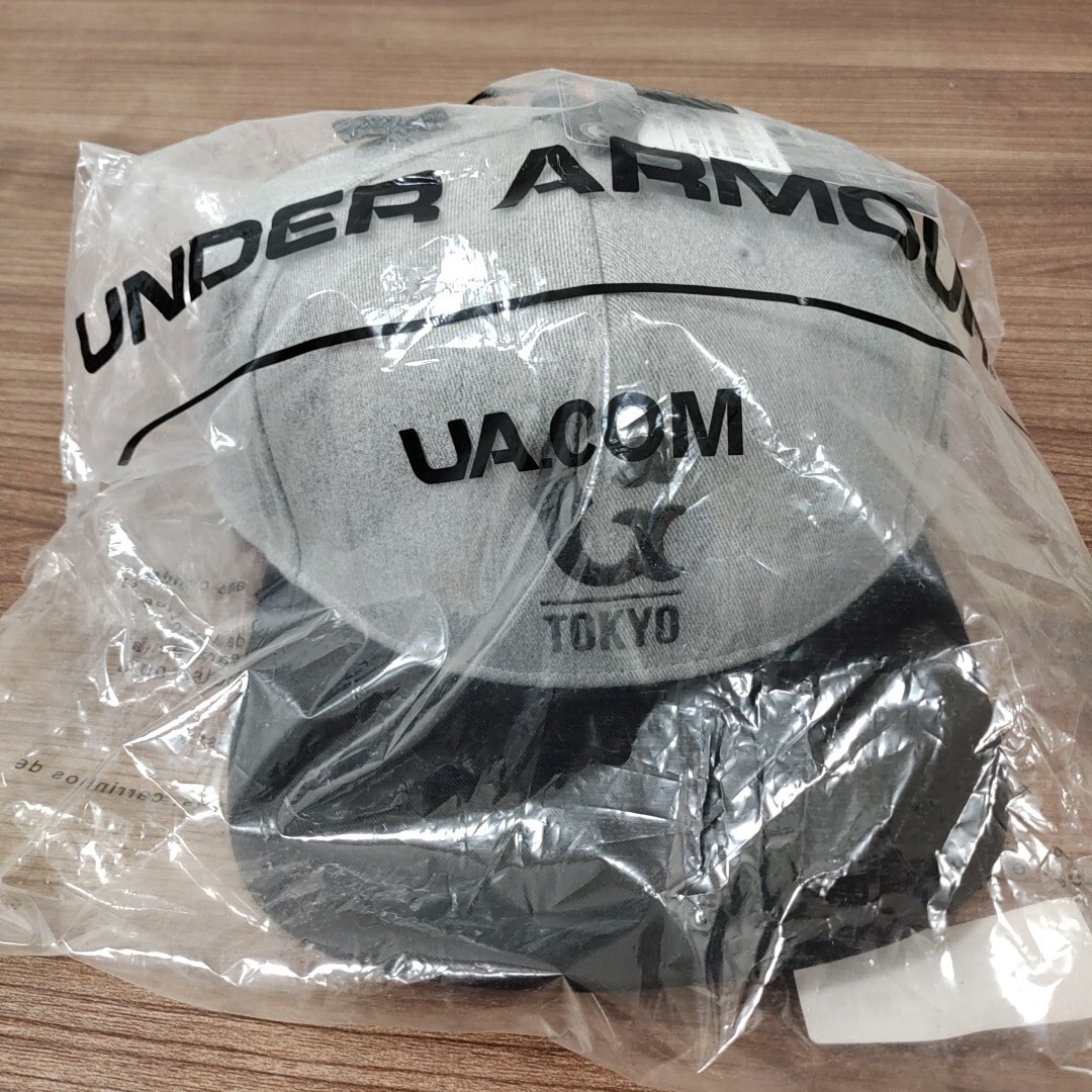 未使用  読売 ジャイアンツ  帽子 キャップ アンダーアーマー UNDER ARMOUR 巨人軍の画像1