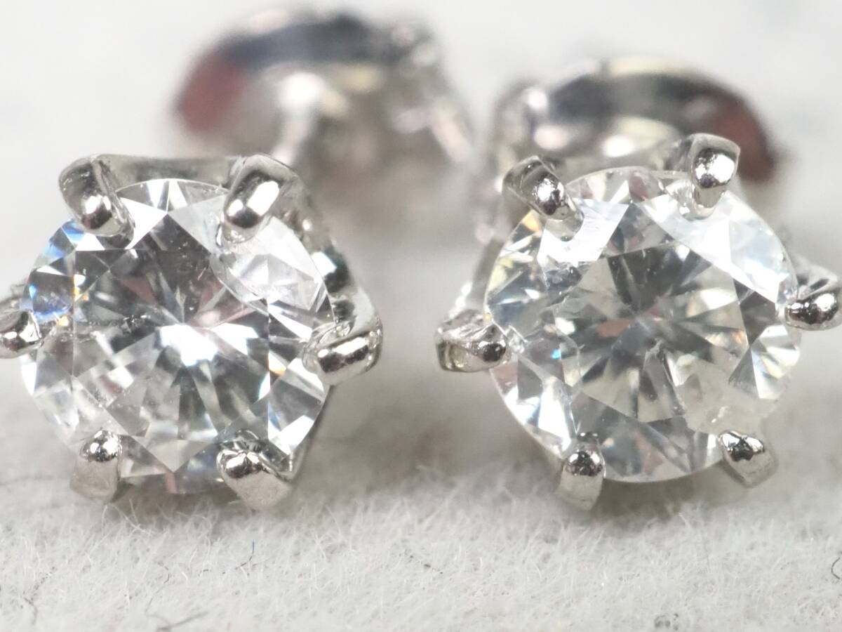 【3657E】Pt900プラチナ 天然ダイヤモンド 計0.30ct/0.15ct/0.15ct/0.8g ピアス_画像1