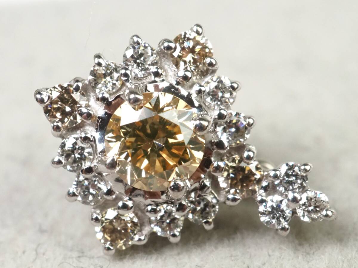 【3613P】鑑別付 K18WGホワイトゴールド 天然ダイヤモンド 0.20ct/0.15ct/1.1g ペンダントトップの画像3