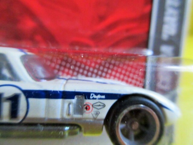 HOT WHEELS GARAGE SHELBY COBRA DAYTONA COUPEの画像3