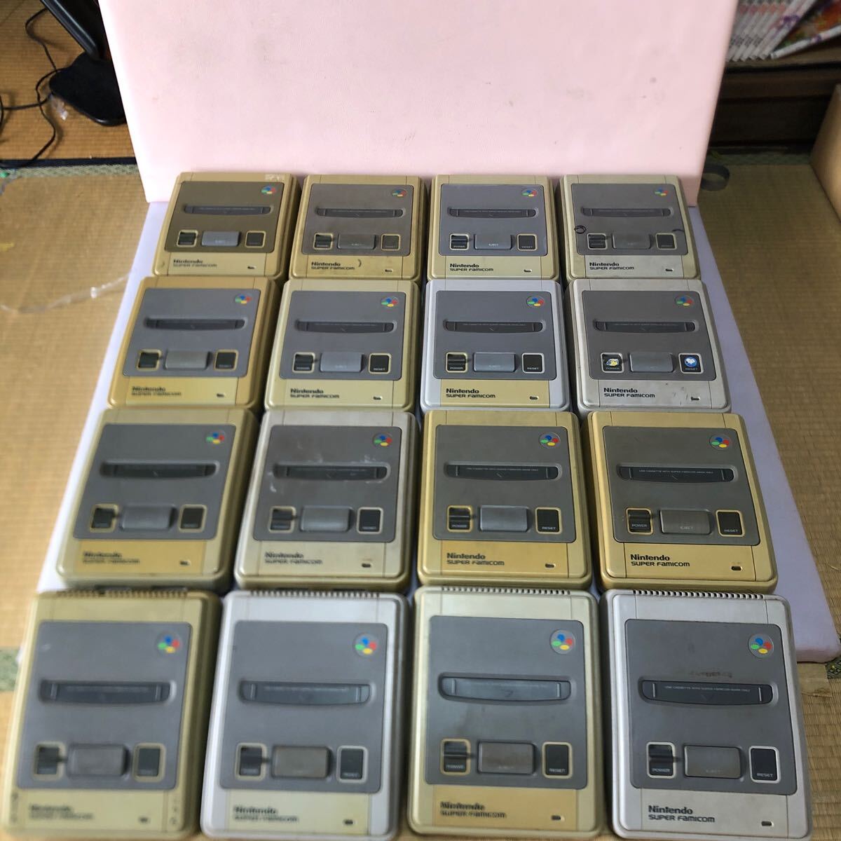 Nintendo 任天堂 スーパーファミコン本体 SHVC-001 16台　大量　まとめ売り　動作未確認　未チェック　ジャンク品　_画像1