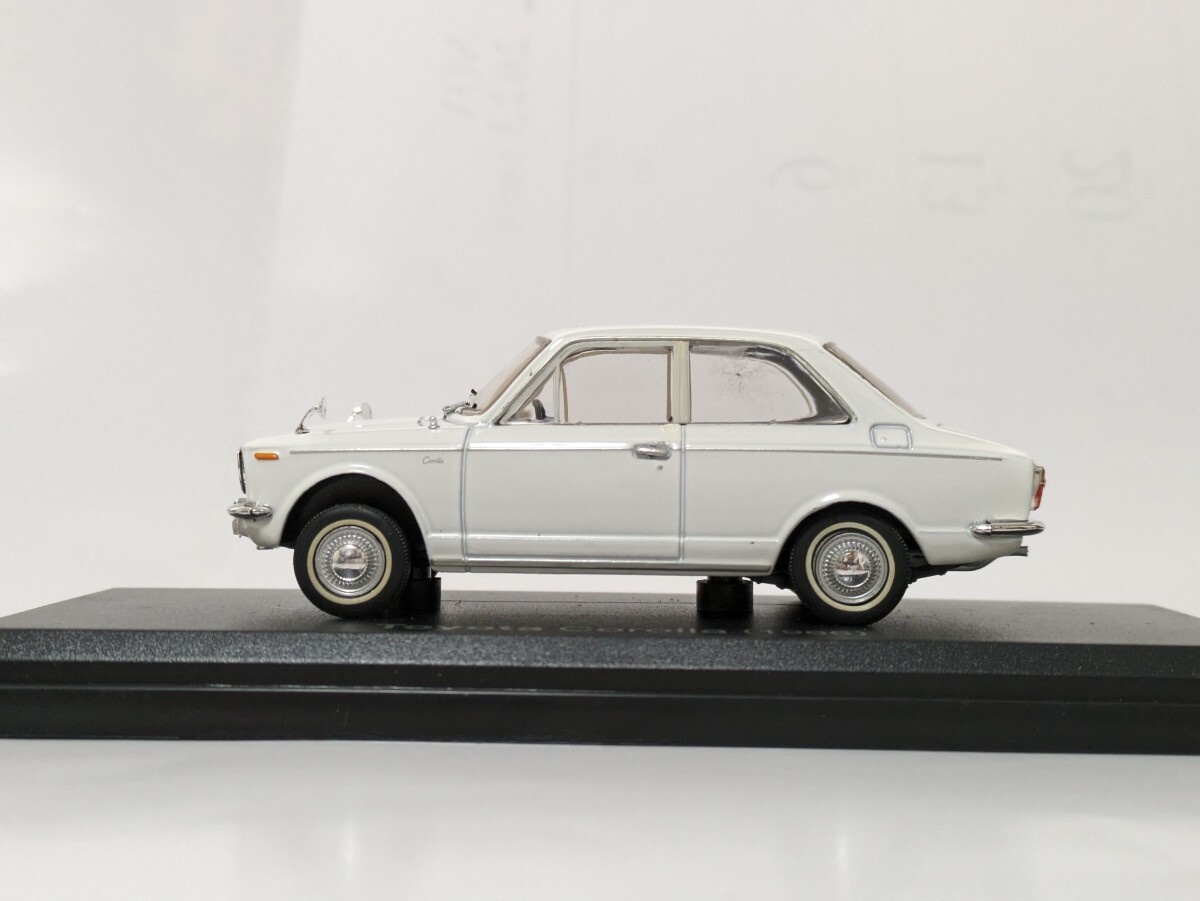 アシェット 国産名車コレクション 1/43 トヨタ カローラ 1966の画像4