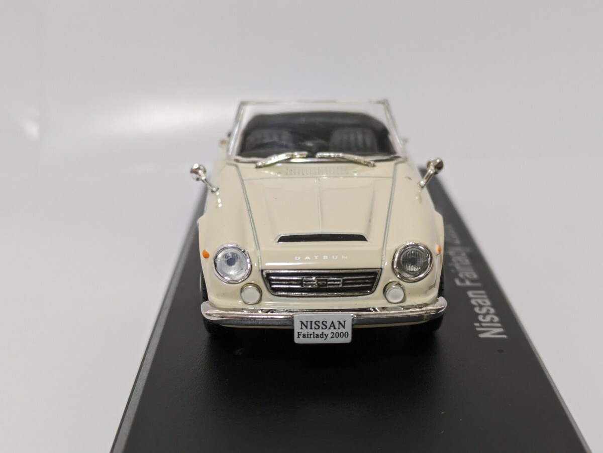アシェット 国産名車コレクション 1/43 日産 フェアレディ 2000 1967の画像5