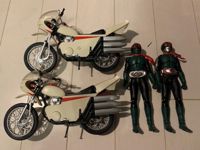バンダイ S.H.Figuarts 仮面ライダー旧1号&サイクロンセット バンダイ S.H.Figuarts 仮面ライダー旧1号&サイクロンセット