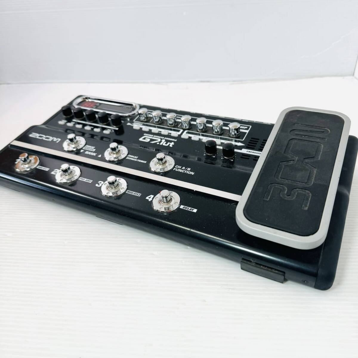 ZOOM  ズーム マルチエフェクター G7.1ut Guitar Effects Console の画像4