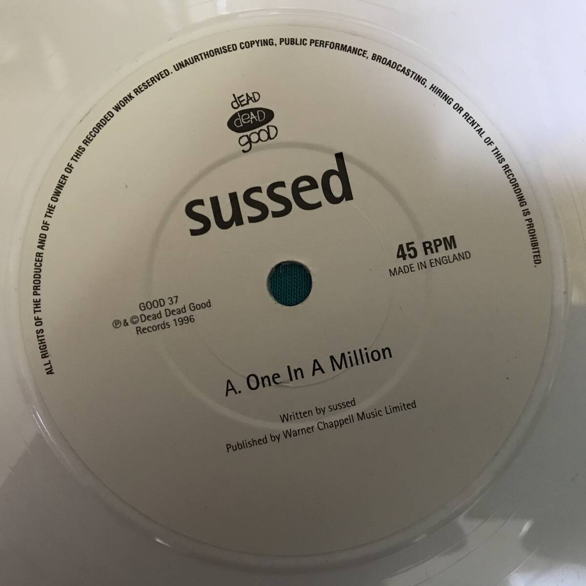 7”●Sussed / One In A Million UKオリジナル盤 GOOD 37 カラー盤 ホワイト盤_画像3