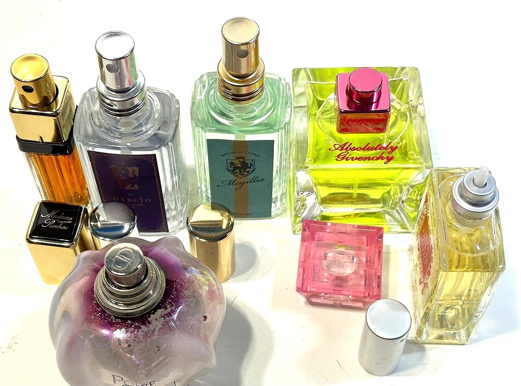  use on the way brand perfume (o-doto crack /o-do Pal fam other ) total 18 piece set ( Chanel, Prada,ji van si., L'Occitane, Dior other )