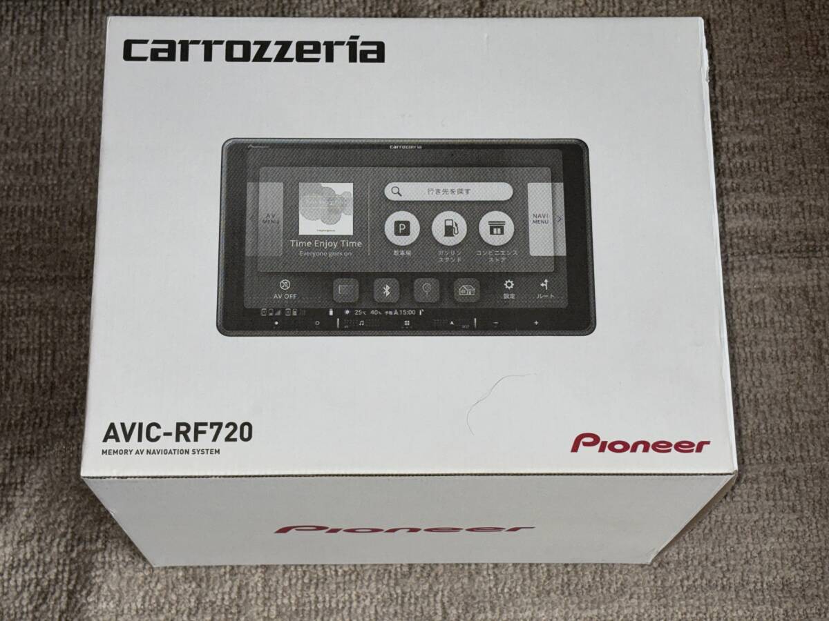 新品未使用品 carrozzeria カロッツェリア 楽ナビ AVIC-RF720 9V型の画像1