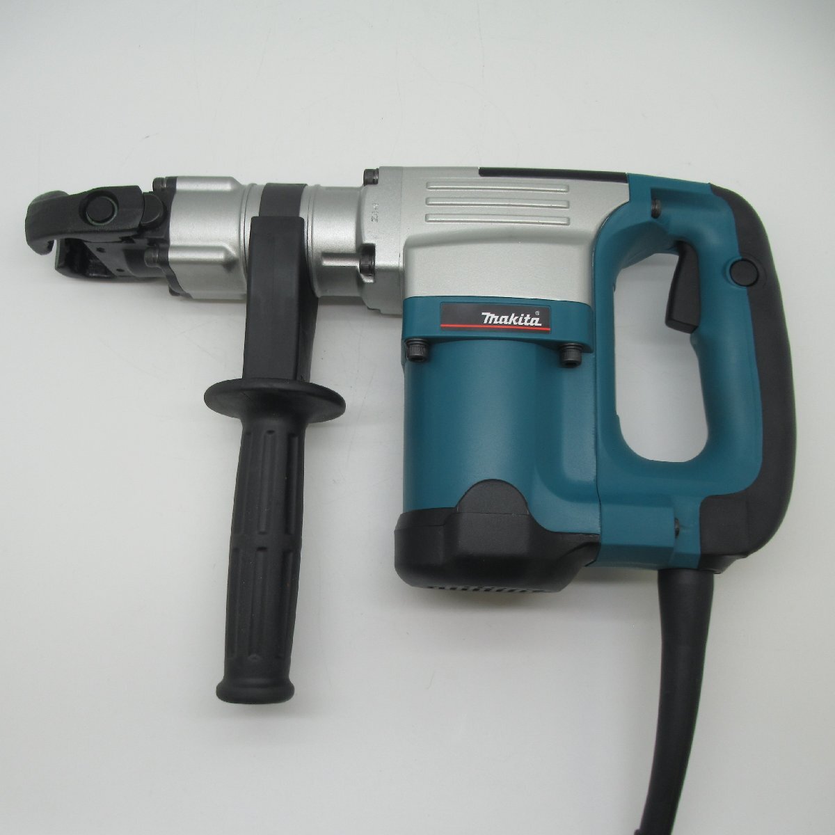 【 未使用品 】Makita マキタ 電動ハンマ（六角シャンク） HM0830 ケース付き 【 未使用品 / 中古品 】_画像2