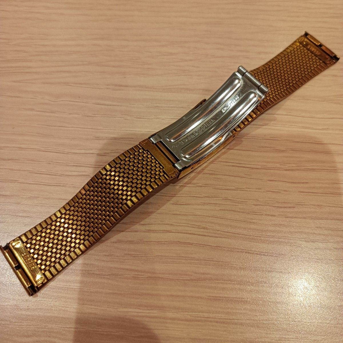 腕時計 Bambi メタルベルト ゴ－ルド幅18mm 中古品