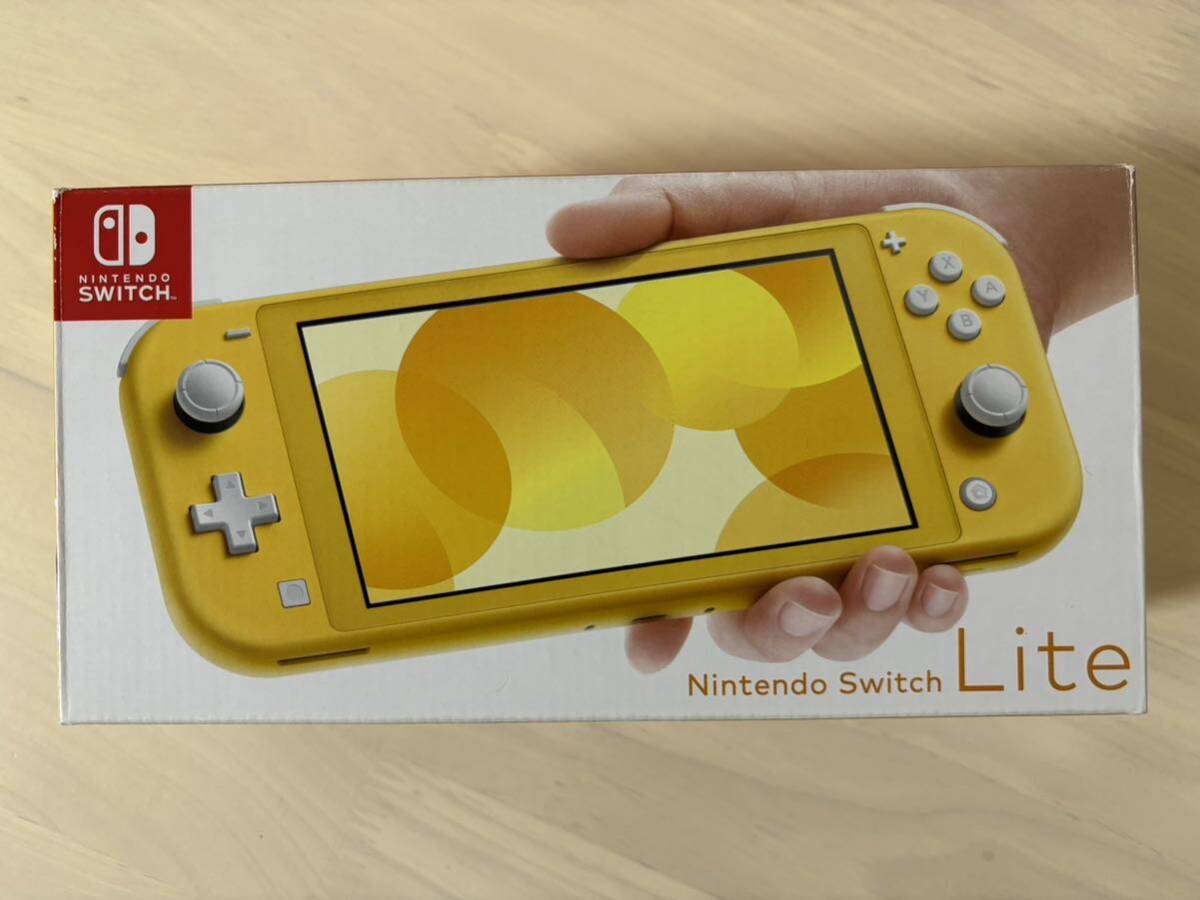 Nintendo Switch ライト イエロー 1円からスタート/安売り/かんたんな清掃済みの画像2