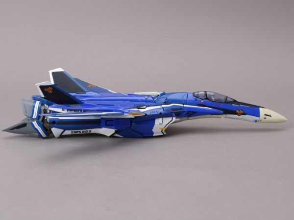 美品 マクロス フロンティア VF-25G メサイアバルキリー ミハエル ブラン機 DX超合金 完全変形 スーパーパーツ 着脱 バンダイ #80〇867/k.i