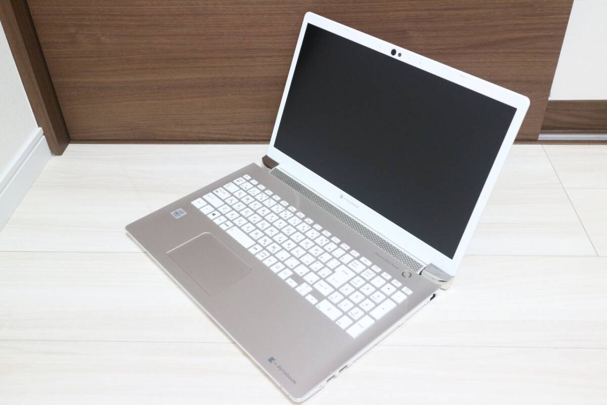 ★ハイスペック★ レア 16.1インチ!! SSD 256GB ＋ 新品 SSD 1TB office 2019 ★良品★ 東芝 dynabook T8 P2T8MPBG i7 10510 8GB ♪_画像3