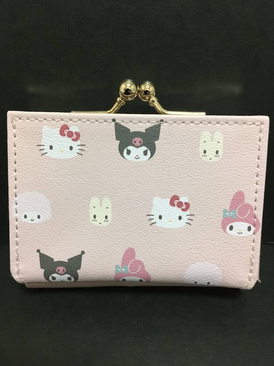 SANRIO/サンリオ　サンリオキャラクターズ　コンパクト財布☆彡　おかお　ピンク☆　がま口三つ折りウォレット　新品_裏