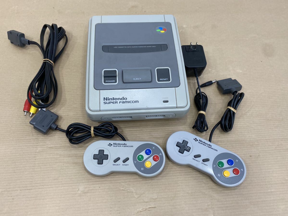 Nintendo スーパーファミコン ゲーム機本体 SHVC-001 コントローラー ×2点 アダプター 端子コードの画像1