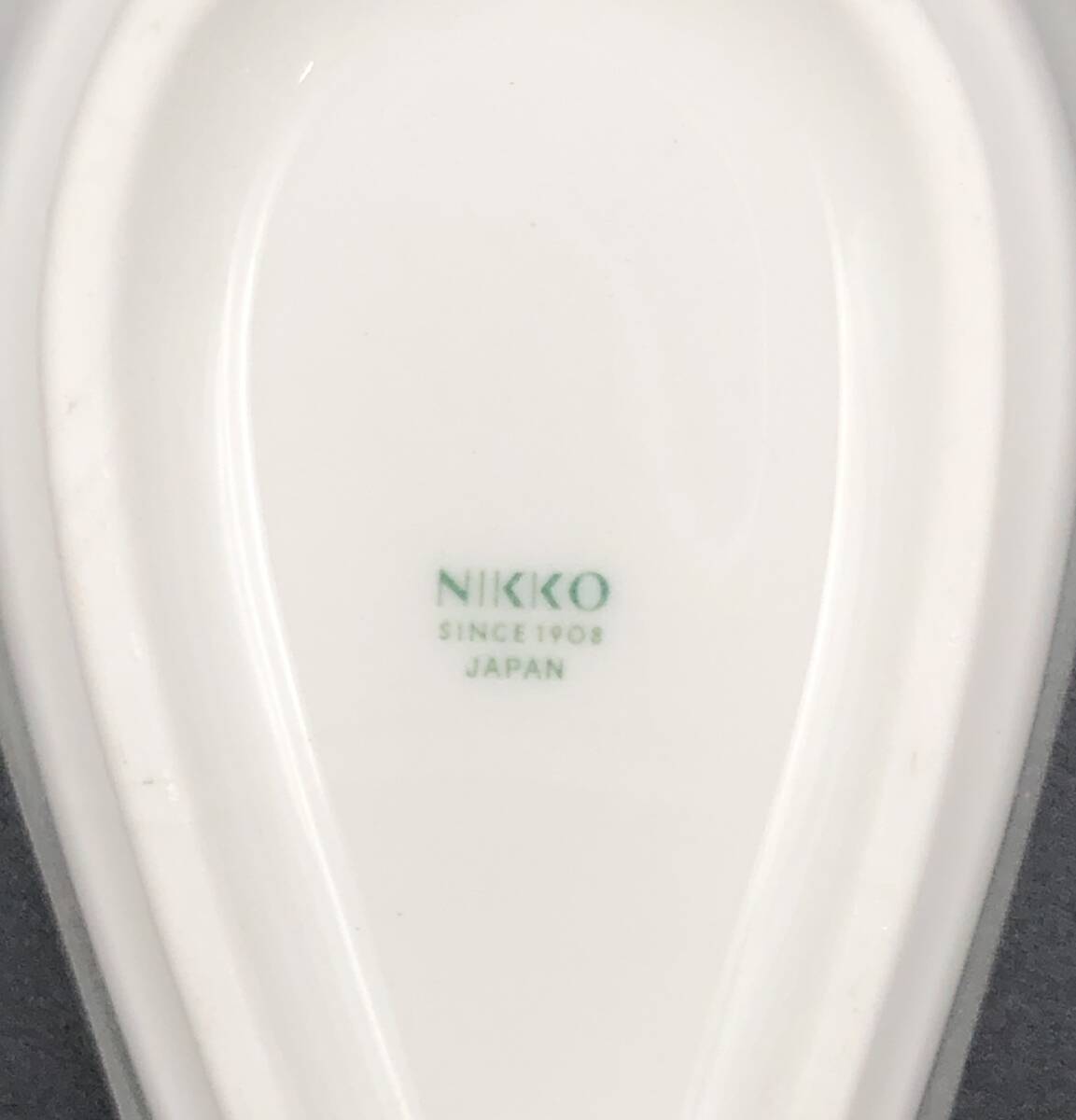 7701401-1【NIKKO】PERCEPTION China ニッコー ホワイトプレート 大5客 小4客 レンゲ置き 5点/14点セット/ホワイト プレート 白 皿 セットの画像10
