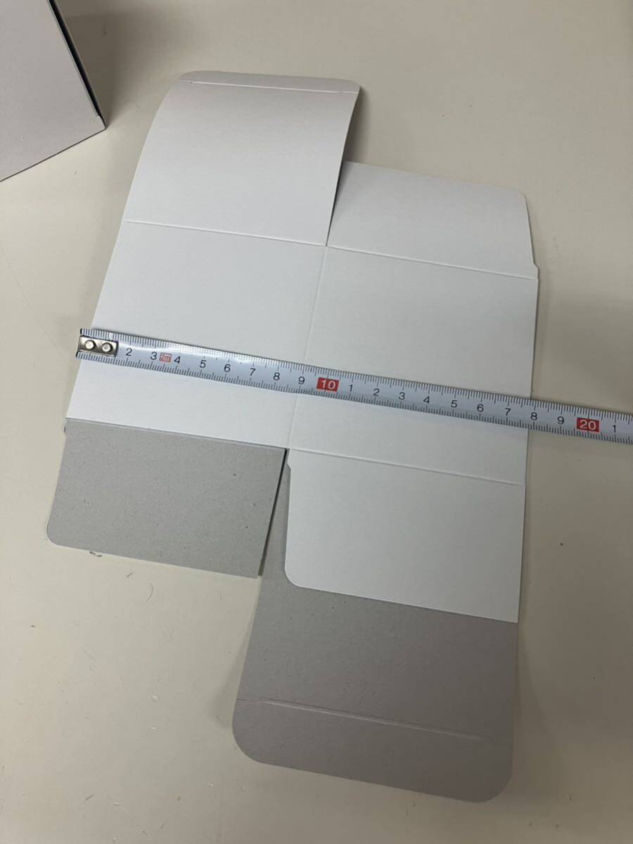新品 白箱 紙箱 250枚セット まとめ売り ギフトボックス 非ワンタッチ式 化粧箱 プレゼント箱 BOX 小物雑貨 梱包に 9×9×9cm 白無地 汎用の画像2