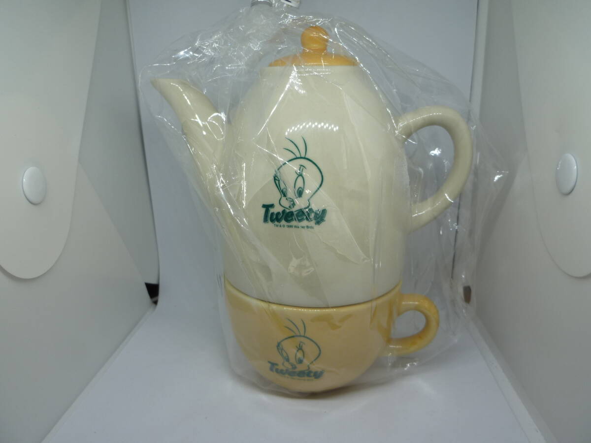 E★未使用・非売品★東海銀行×Tweetyトゥイーティー陶器製ティーポット&ティーカップセットの画像5