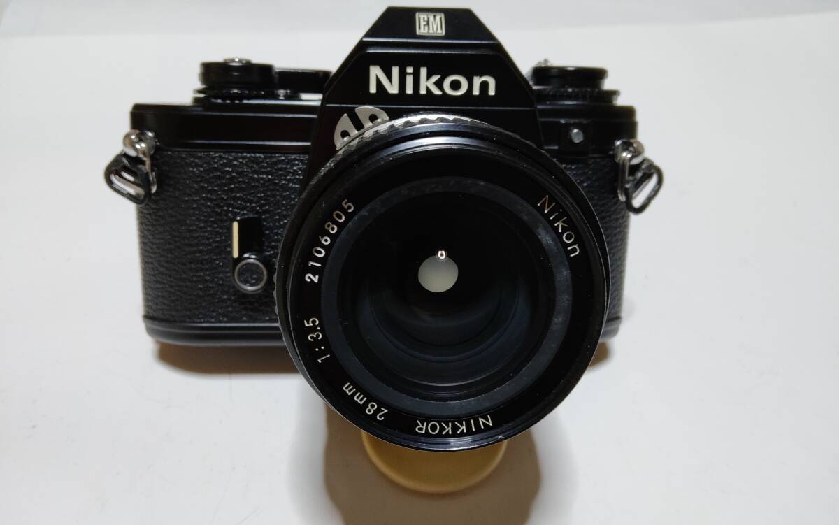 昭和レトロ 当時物 ニコン NIKON EM NIKKOR25 mm 一眼レフ　フィルムカメラ、(ジャンク扱い)_画像8