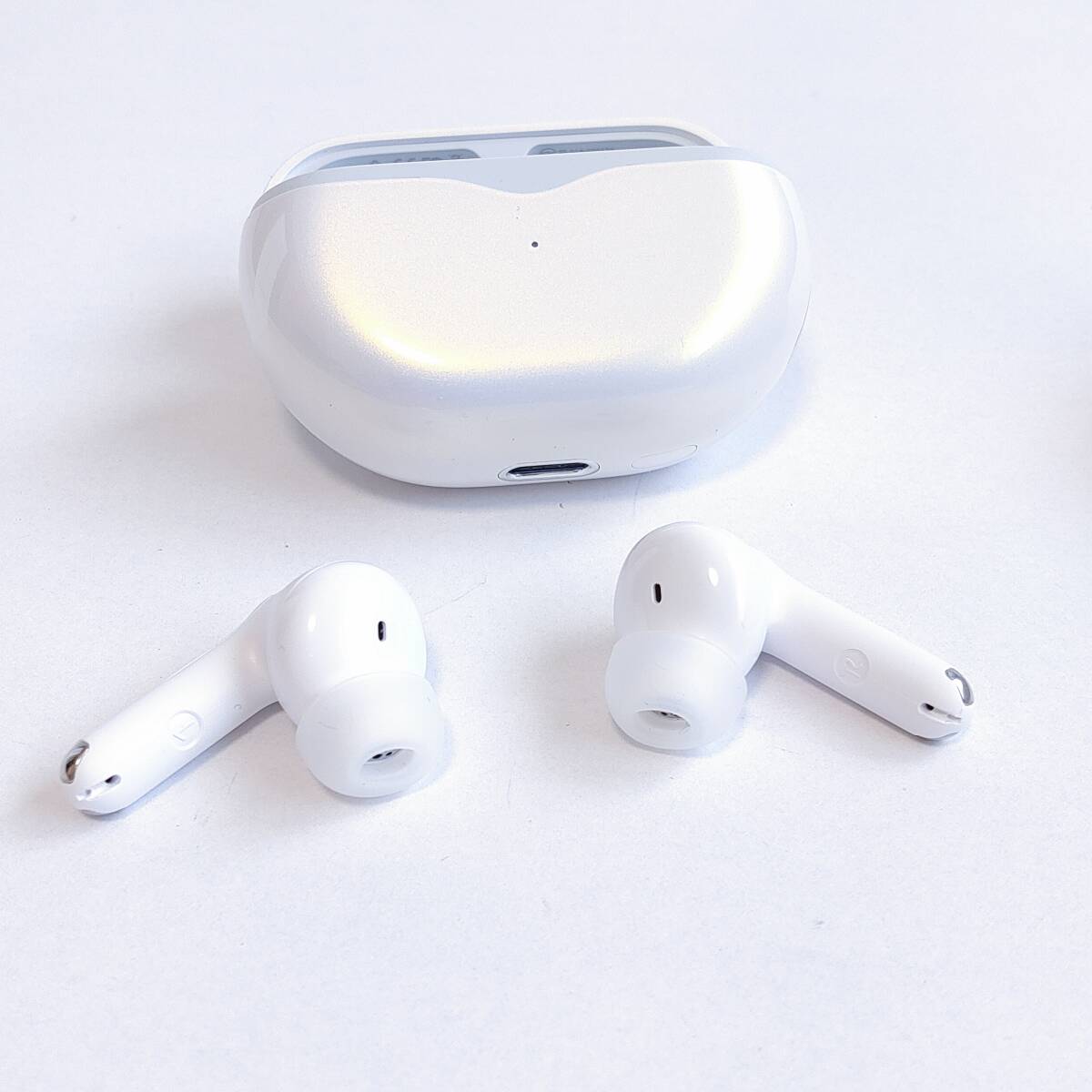 「一円スタート」SOUNDPEATS Air4 Pro ワイヤレスイヤホン Bluetooth5.3 ホワイト Air4 Pro「1円」AKI01_2350の画像3