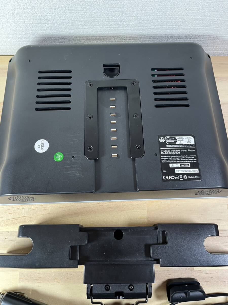 【一円スタート】NAVISKAUTO 車載ヘッドレストモニター dvd スロットイン式 HDMI入力 スマホ同期 CPRM リージョンフリー「1円」URA01_2790の画像3