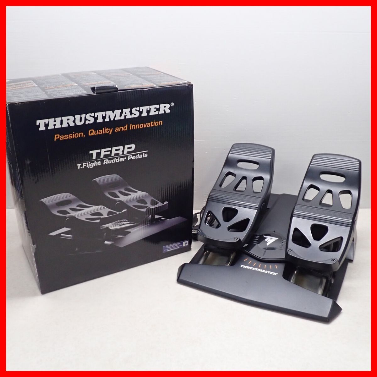 動作品 PC/PS4/XBOX ONE スラストマスター T.Flight Rudder Pedals THRUSTMASTER ラダーペダル 箱付【20の画像1