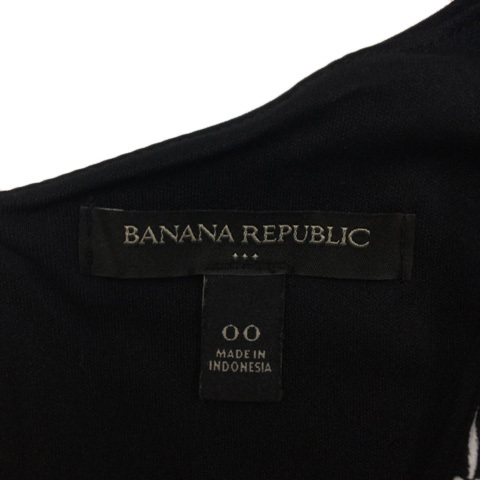 バナナリパブリック BANANA REPUBLIC ワンピース Iライン 膝丈 花柄 スリット ノースリーブ 00 黒 白 ブラック ホワイト レディース_画像5