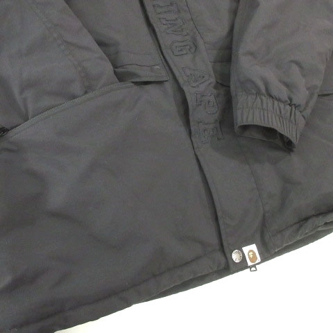 アベイシングエイプ 美品 中綿 ジャケット センターロゴ フード付き 長袖 ジップアップ ナイロン 厚手 XLサイズ 黒 ブラック メンズ_画像4