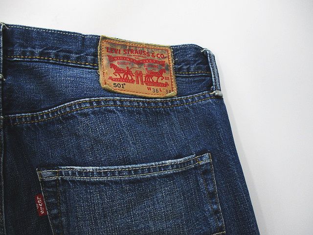 リーバイス Levi's 501 ロング丈 デニムパンツ ジーンズ ストレート W36L34 青系 ブルー ボタンフライ 加工 ラベル メンズ_画像5