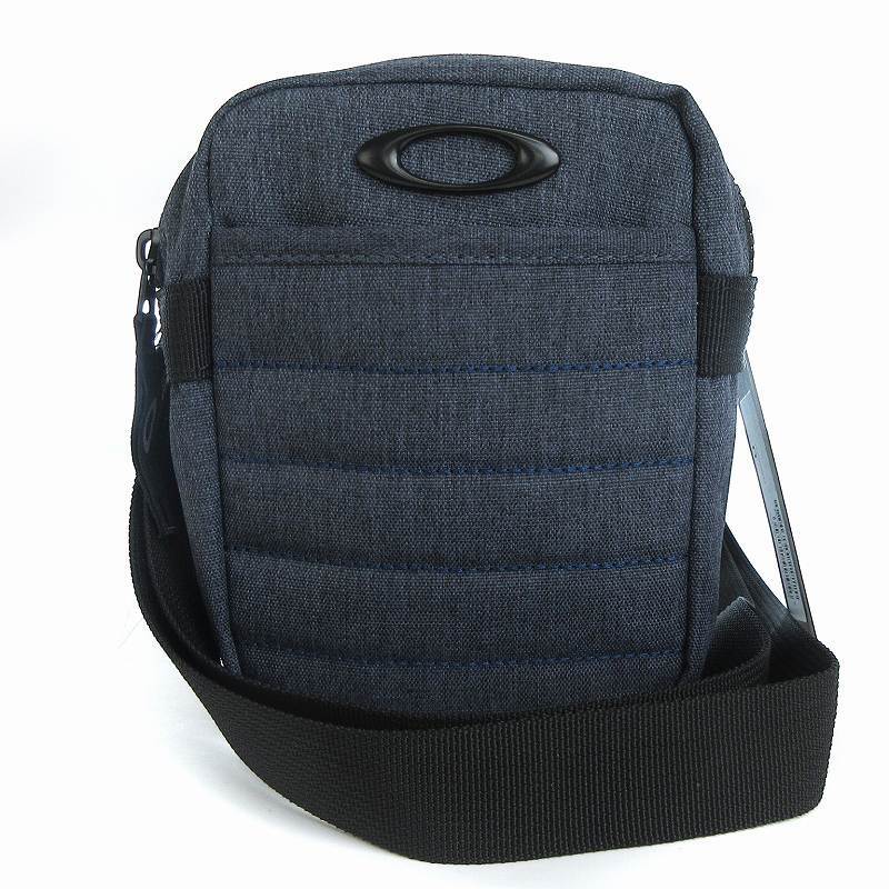 未使用品 オークリー OAKLEY タグ付き ENDURO SMALL SHOULDER BAG ショルダーバッグ スモール ロゴ F0S900297 紺 ネイビー 鞄 メンズ_画像1