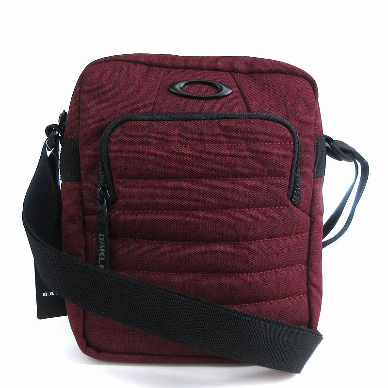 未使用品 オークリー OAKLEY タグ付き Enduro 2.0 Shoulder Bag ショルダーバッグ 斜め掛け スモール ロゴ FOS900299 赤 レッド 鞄 メンズ_画像1