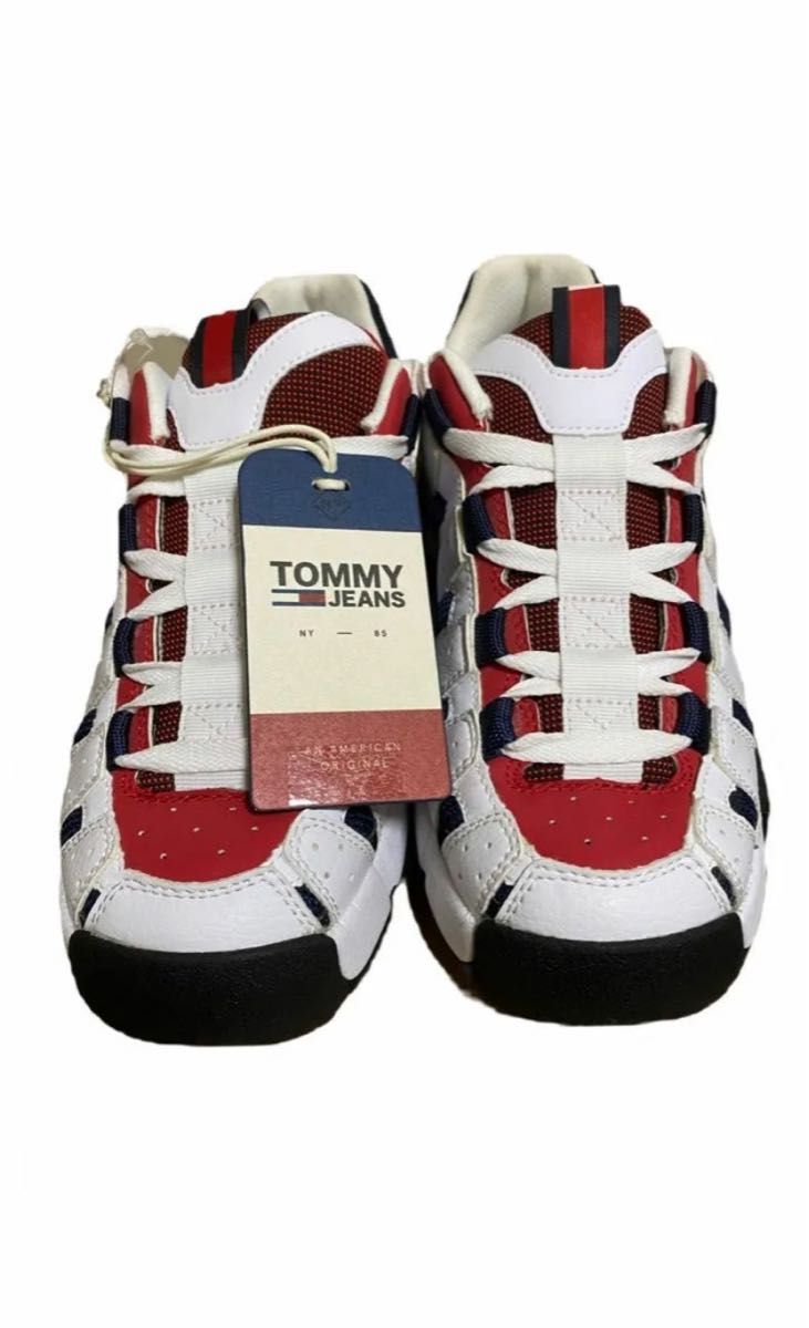 新品未使用　トミーヒルフィガー TOMMY HILFIGER ダッドスニーカー （ホワイト）42 26.5