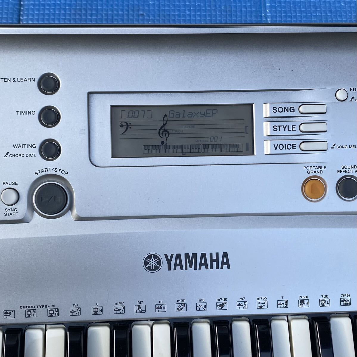 YAMAHA ヤマハ 電子ピアノ 電子キーボード PSR-E303 鍵盤楽器 _画像3