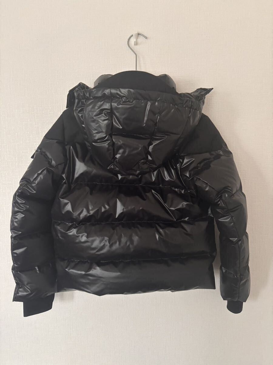 【1円〜美品】MONCLER キッズダウンジャケット ブラック 128cm モンクレール 黒 ブラック　ハンガー付き　MAYA_画像2