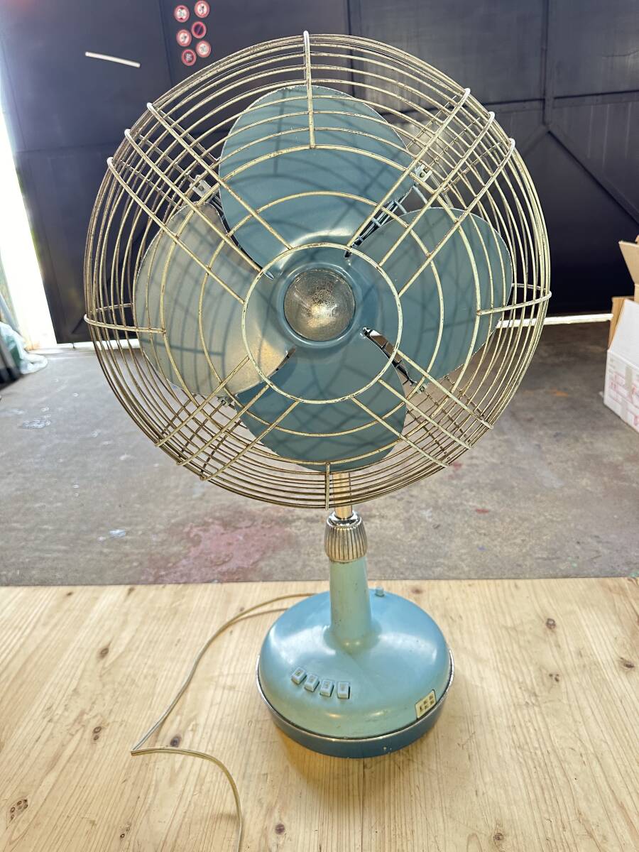  Showa Retro / Toshiba / electric fan /HG/4 sheets wings / diameter 35./ operation goods TOKYO SHIBAURA ELECTRIC FAN