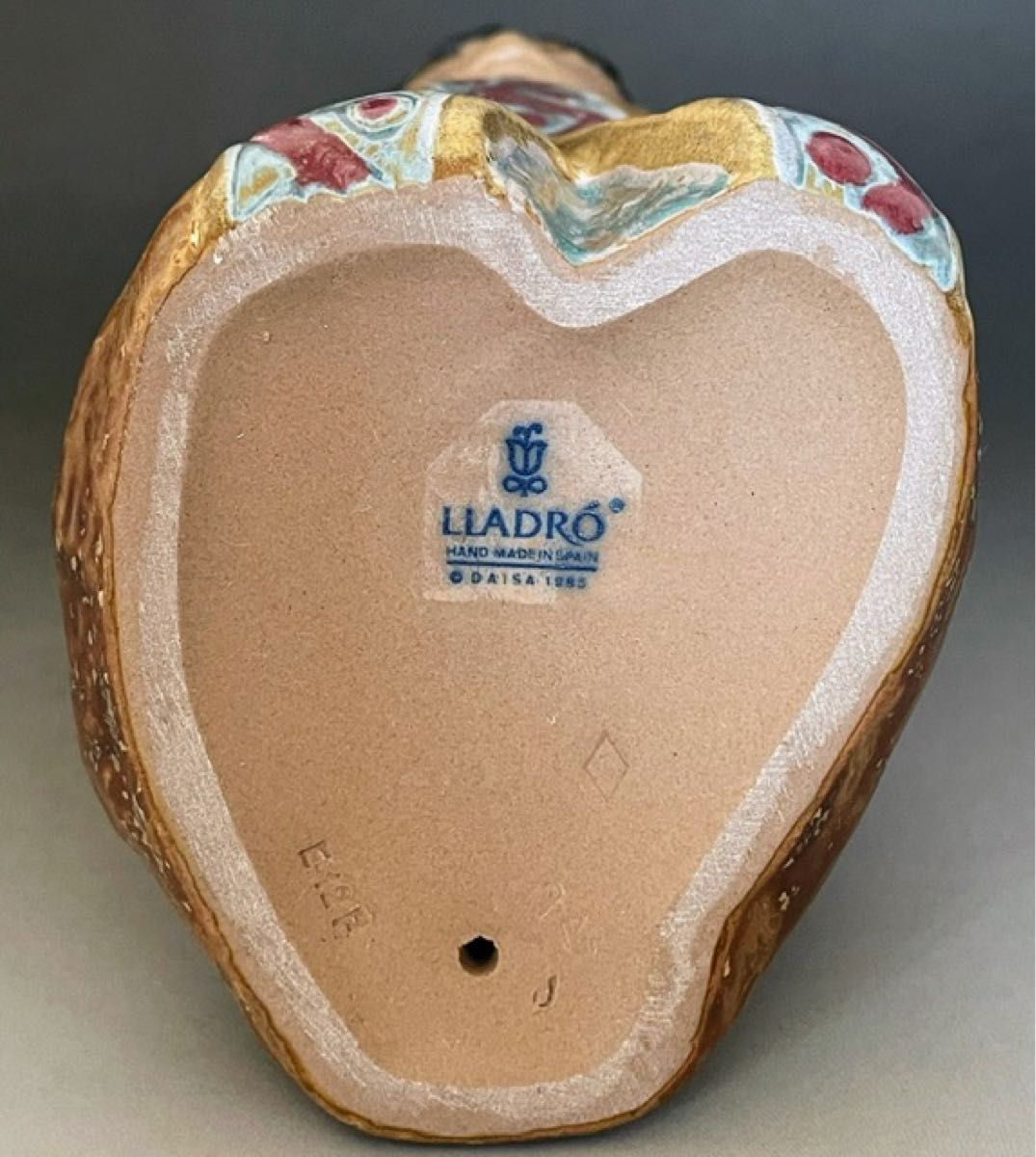 美品・希少】LLRADRO リヤドロ エスキモーの少女 グレス 置物 美品・希少】LLRADRO リヤドロ エスキモーの少女 グレス 置物
