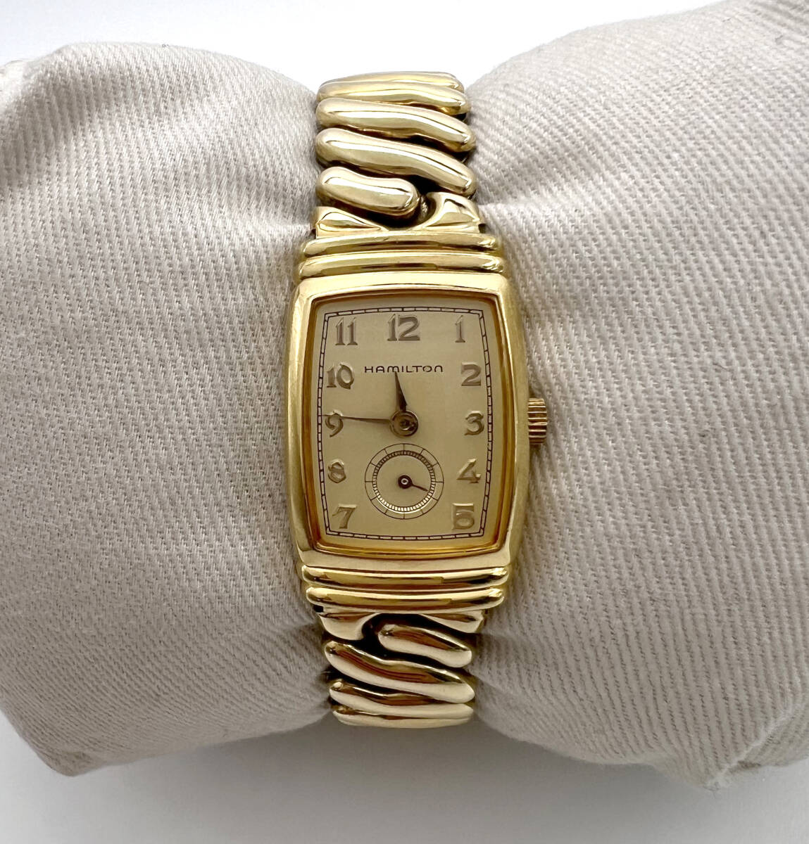 HAMILTON ハミルトン 6200A クォーツ ゴールドカラー スモセコ レディース腕時計 ジャンクの画像1