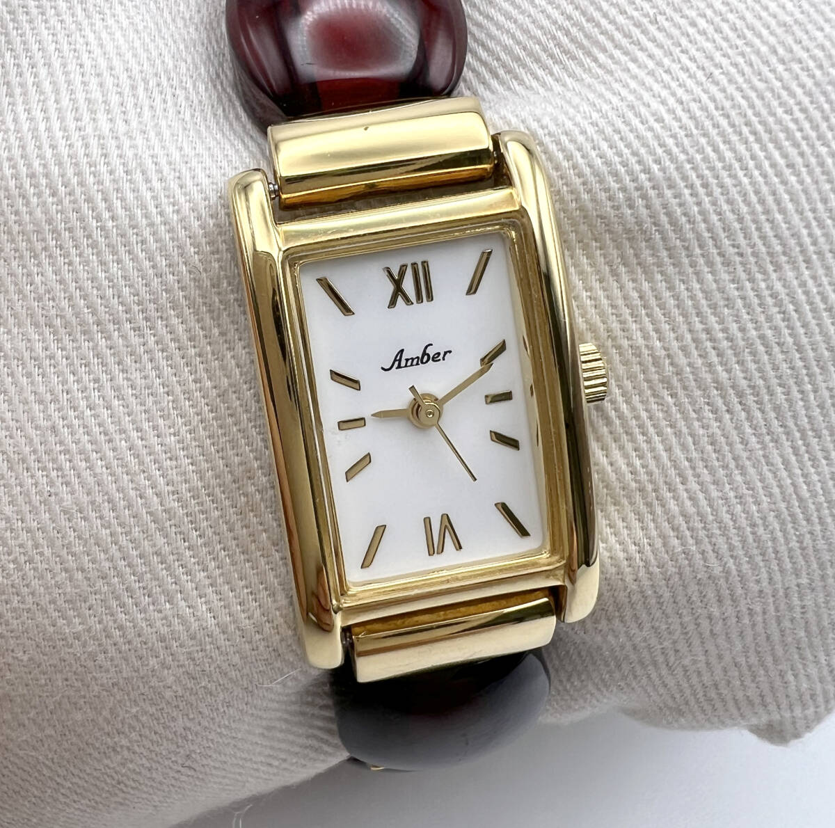 稼働 Amber アンバー ART-100L クオーツ 白文字盤 レディース腕時計の画像2