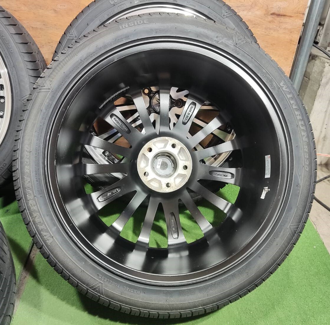 【BADX LOXARNY EX】245/40ZR20 WINRUN R330【2023年】20X8J ET45 5H/114.3 4本セット！_画像6