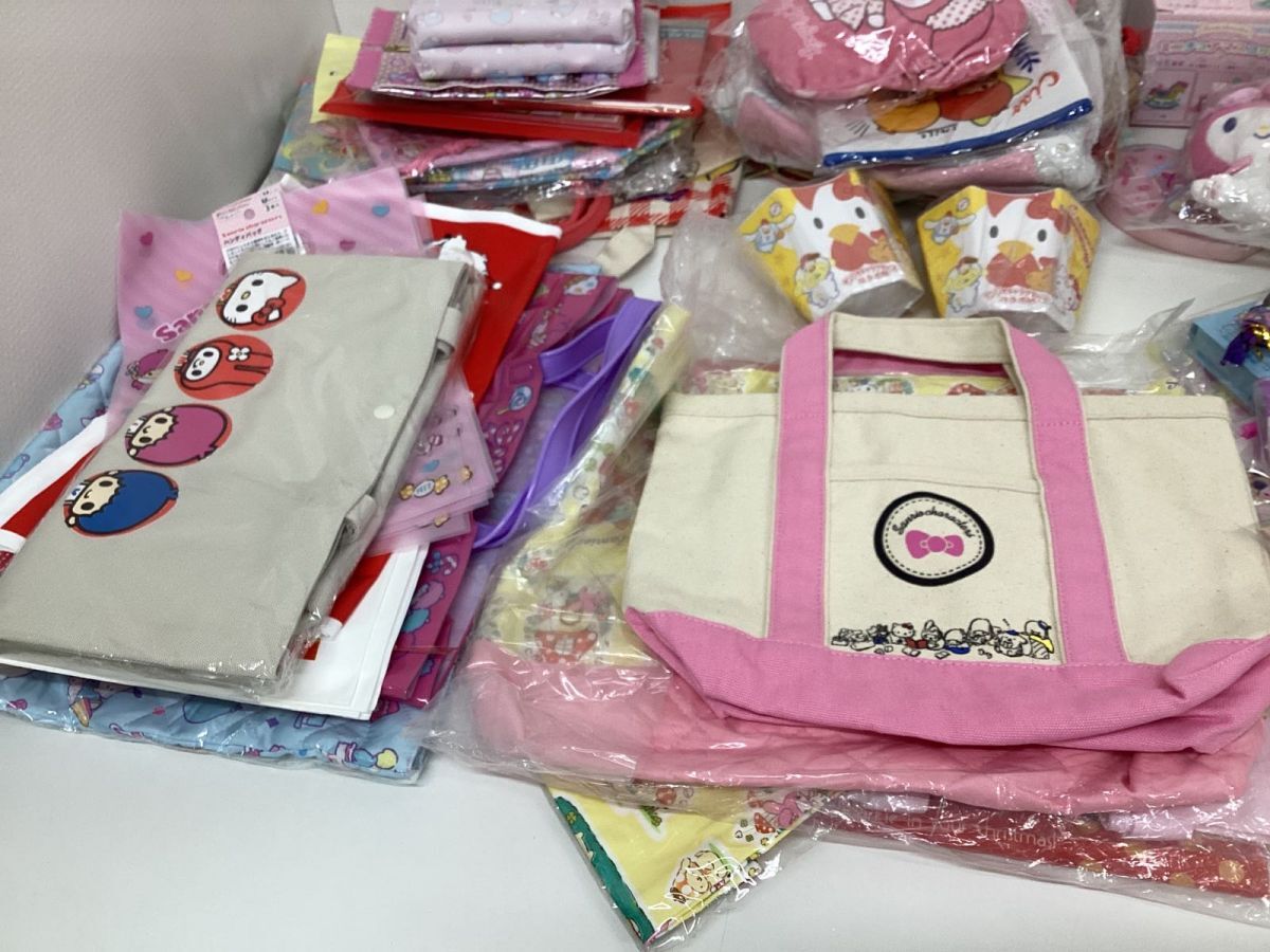 [ present condition ] Sanrio goods set sale My Melody Pom Pom Purin Kitty other B