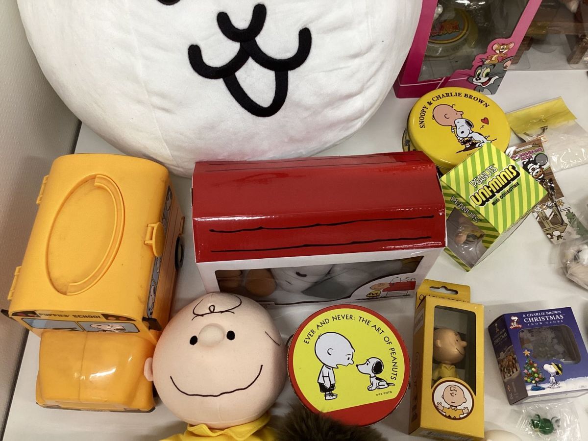 [ including in a package un- possible / present condition ] anime game goods set sale .... large war Snoopy Crayon Shin-chan other / soft toy figure other 