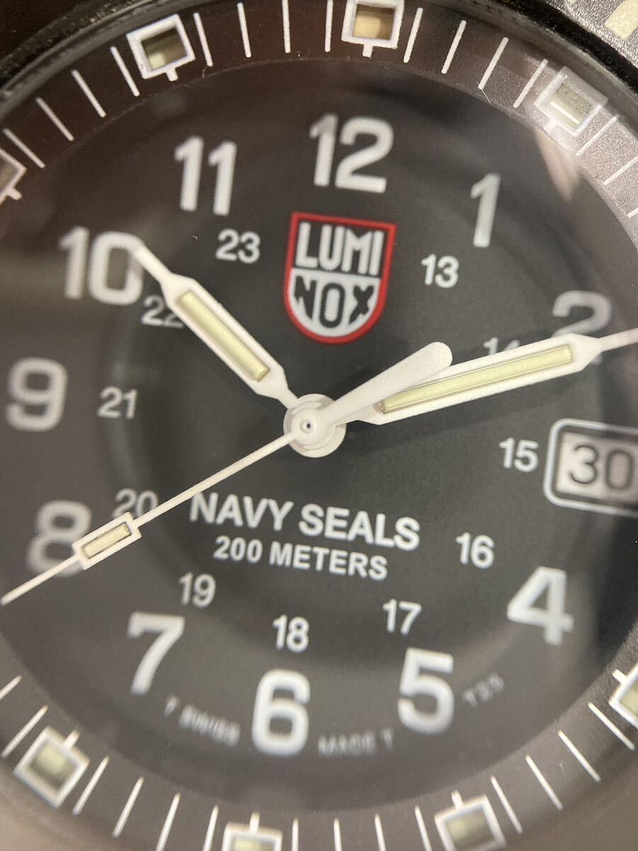 1円〜 稼働品 LUMINOX ルミノックス NAVY SEALS シリーズ 3000 デイト メンズ 腕時計 黒文字盤 ブラックの画像2